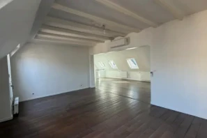 Espace indépendant - 75002 - 26 postes - 16000€