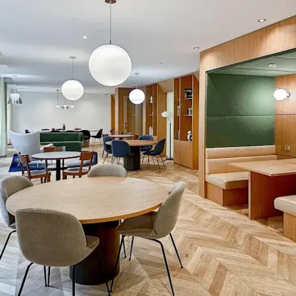 Bureau privé 32 m² 9 postes Coworking Avenue Kléber Paris 75016 - photo 4