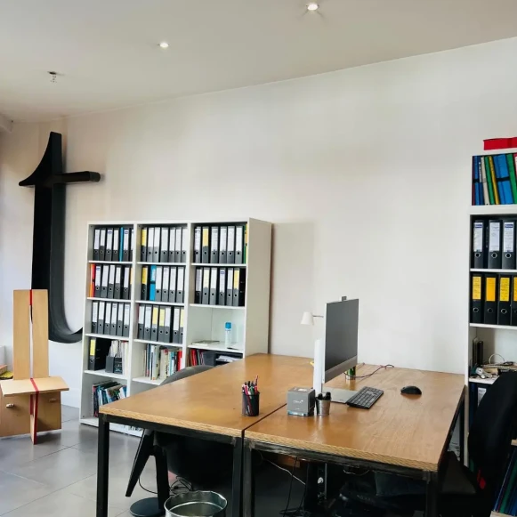 Open Space  6 postes Location bureau Rue des Orteaux Paris 75020 - photo 2