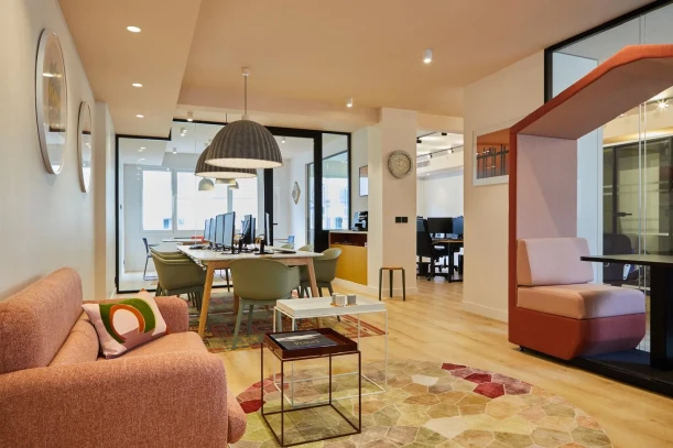 Espace indépendant - 75008 - 17 postes - 12750€