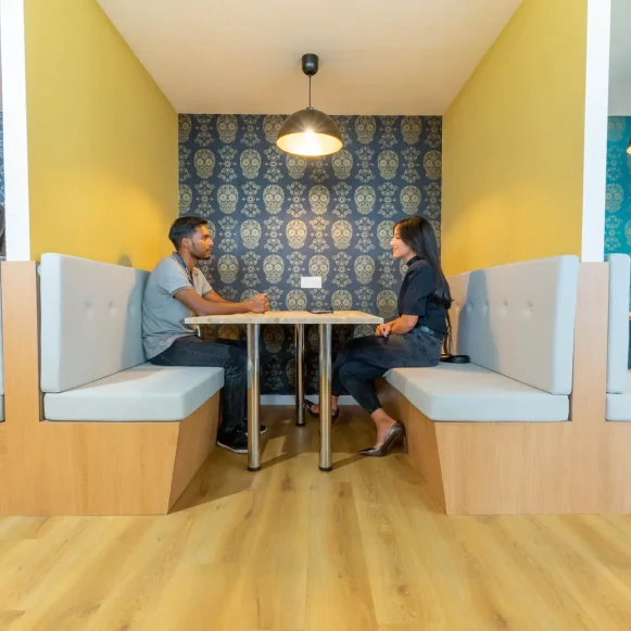 Open Space  4 postes Location bureau Chemin de l'Arénas Nice 06200 - photo 4