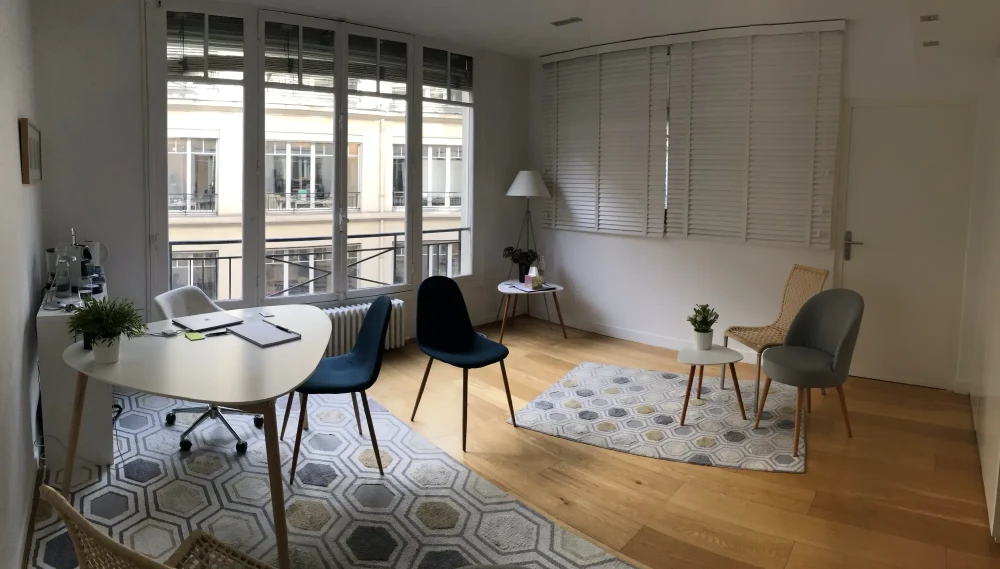 Espace indépendant - 75008 - 8 postes - 5600€