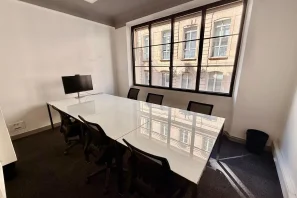 Bureau privé - 75002 - 5 postes - 2500€