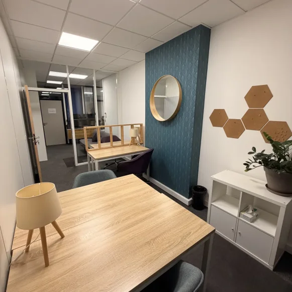 Bureau privé 15 m² 4 postes Location bureau Place de la Bourse Lyon 69002 - photo 6