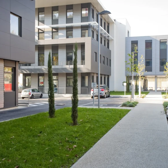 Bureau privé 13 m² 1 poste Location bureau Avenue Général Leclerc Vienne 38200 - photo 5