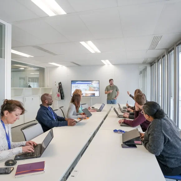 Bureau privé 60 m² 12 postes Location bureau Rue Philidor Paris 75020 - photo 6