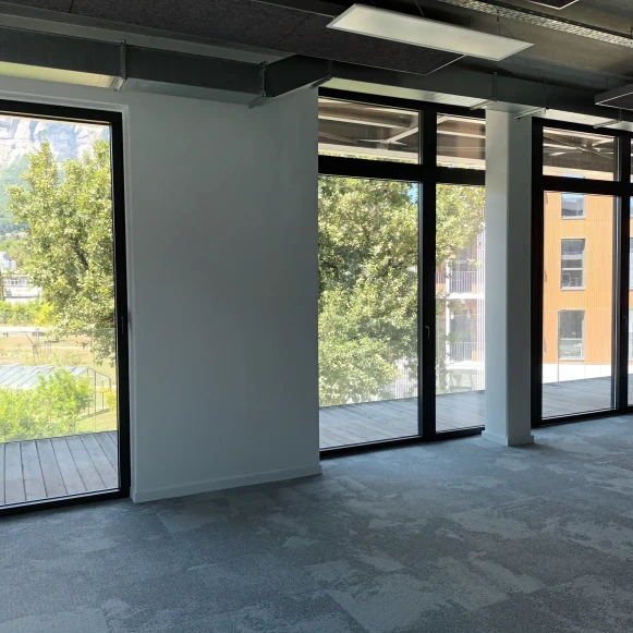 Bureau privé 135 m² 20 postes Coworking Chemin du Vieux Chêne Meylan 38240 - photo 1