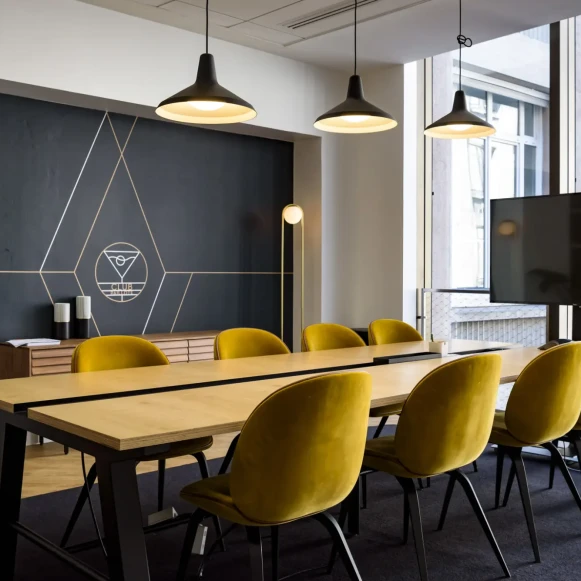 Espace indépendant 53 m² 9 postes Location bureau Rue Traversière Paris 75012 - photo 3