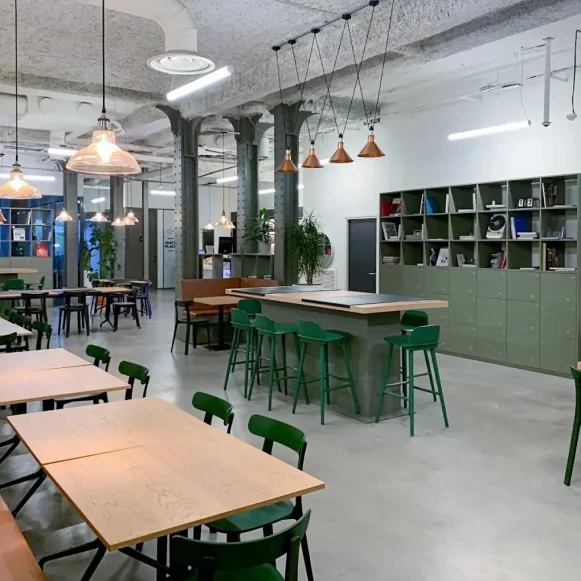 Bureau privé 11 m² 3 postes Coworking Rue Réaumur Paris 75002 - photo 4
