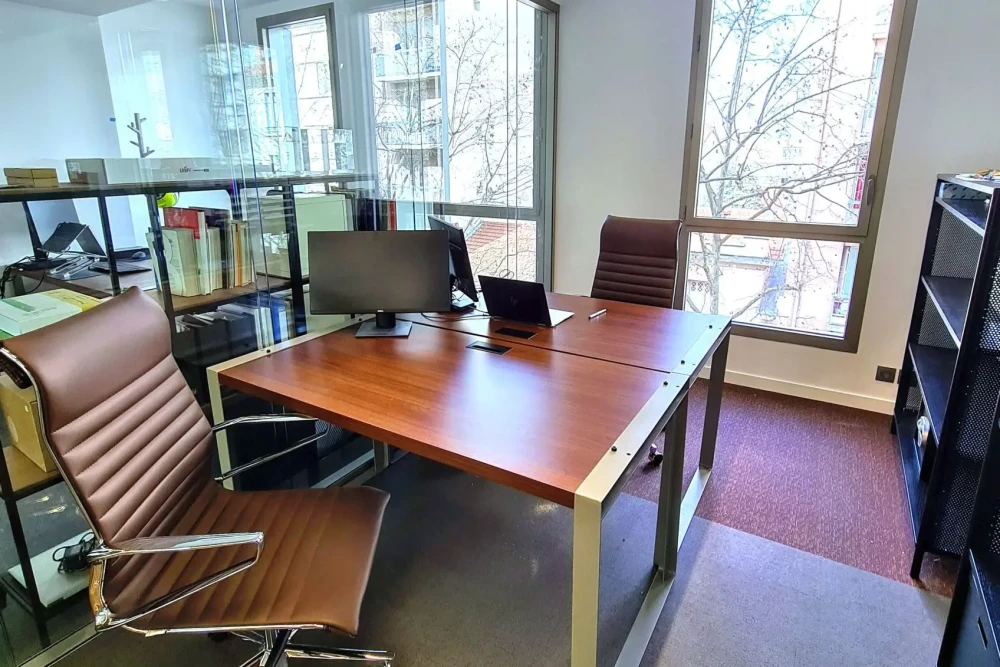 Bureau privé - 69003 - 2 postes - 487€