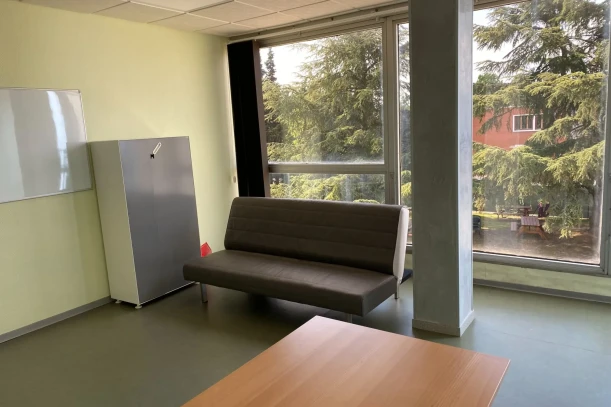 Bureau privé - 31770 - 2 postes - 490€
