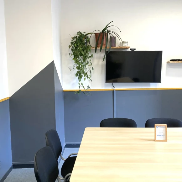 Bureau privé 15 m² 3 postes Coworking Cours Pasteur Bordeaux 33000 - photo 1