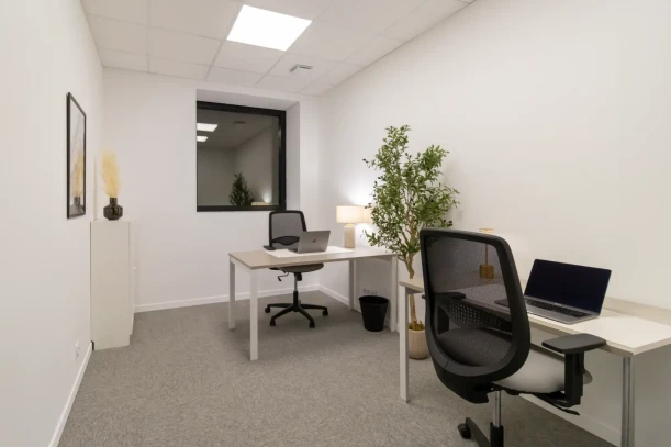 Bureau privé - 76620 - 2 postes - 650€