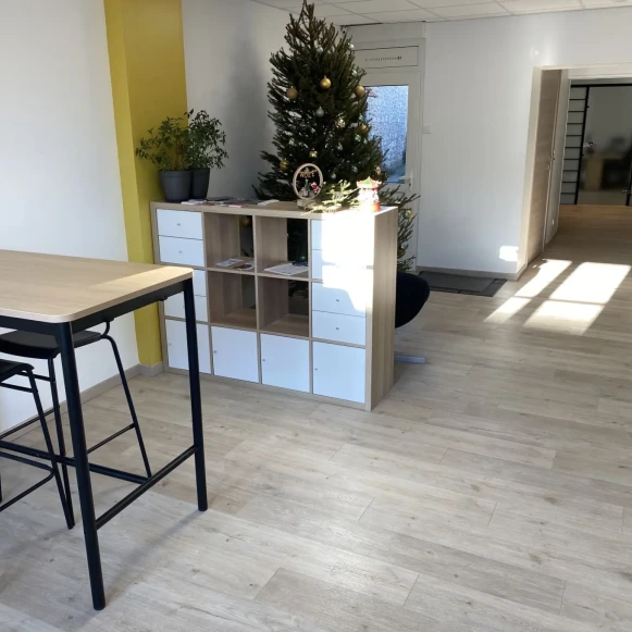 Bureau privé 12 m² 2 postes Coworking Rue des Bouchers Fismes 51170 - photo 6