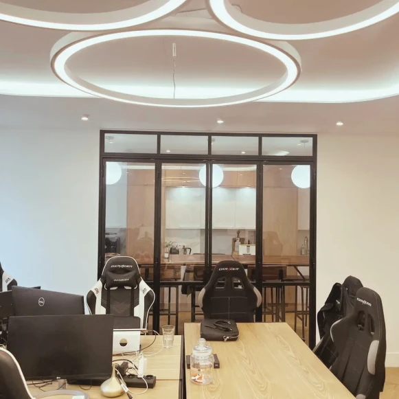 Espace indépendant 95 m² 16 postes Location bureau Rue d'Amsterdam Paris 75009 - photo 3