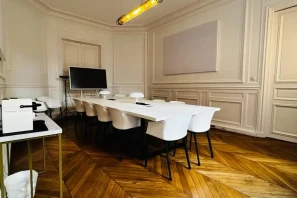 Bureau privé - 75008 - 10 postes - 3800€