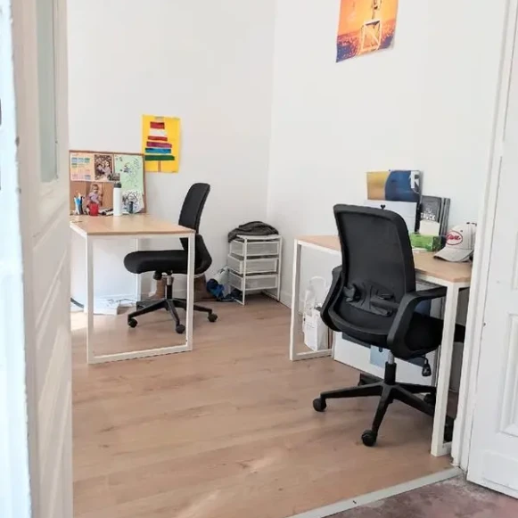 Bureau privé 10 m² 3 postes Location bureau Rue Mandron Bordeaux 33000 - photo 2