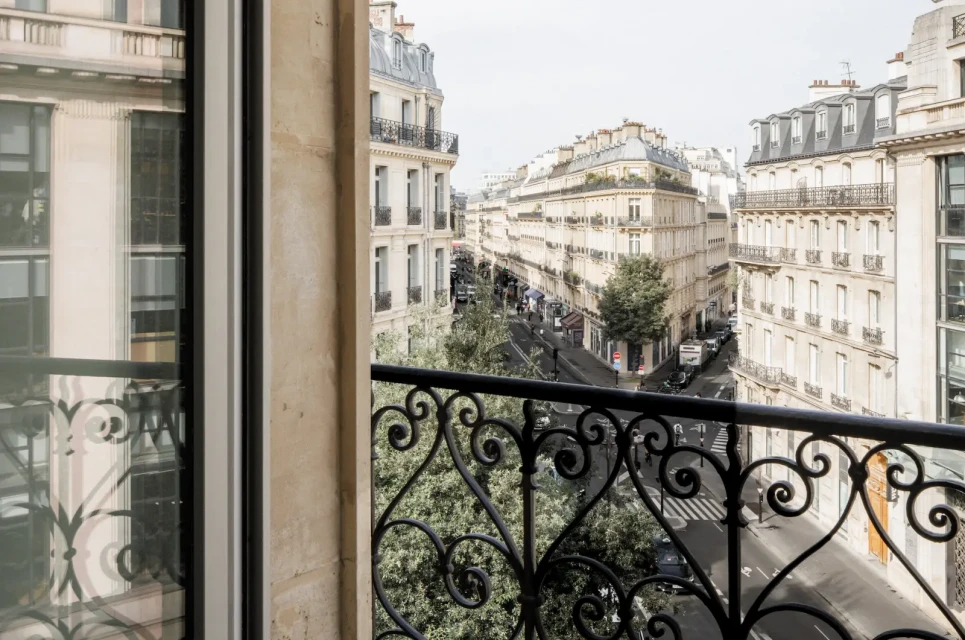 Rue La Fayette Paris 09