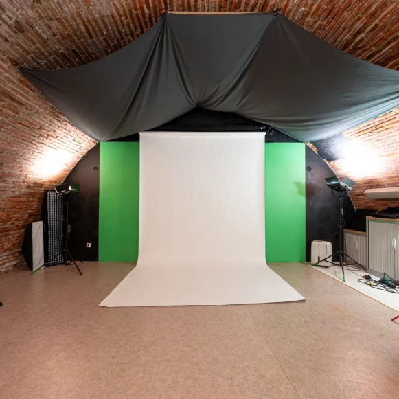 Open Space  4 postes Location bureau Rue des Changes Toulouse 31000 - photo 2