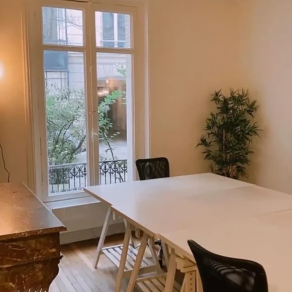 Bureau privé 18 m² 4 postes Location bureau Rue Brunel Paris 75017 - photo 2