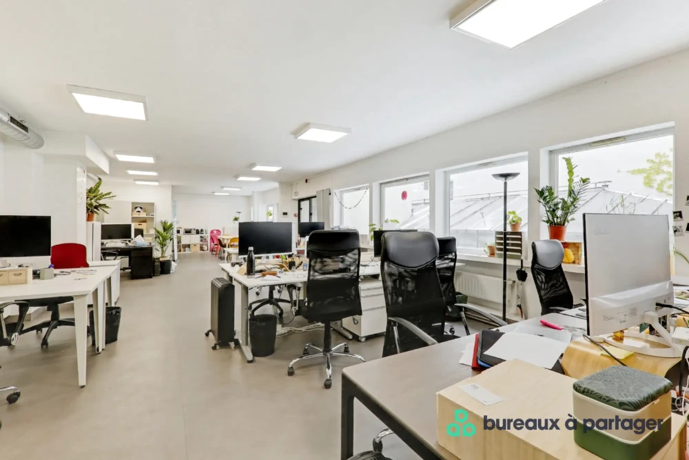 Bureau privé - 75012 - 25 postes - 7500€