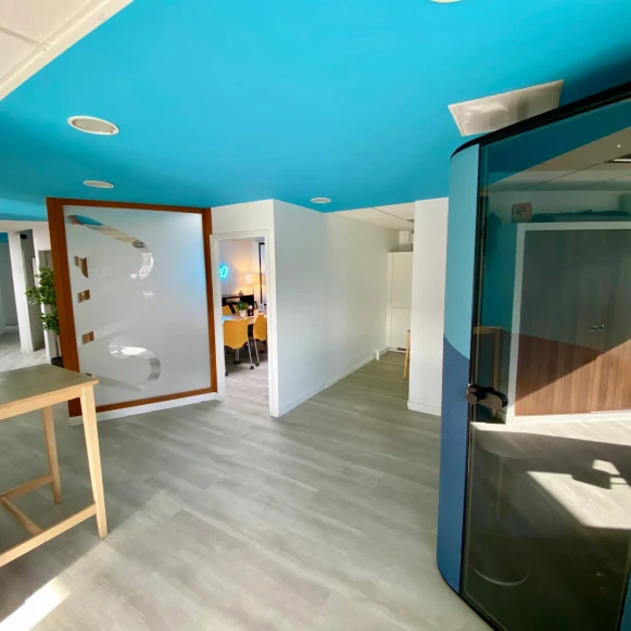 Bureau privé 40 m² 6 postes Location bureau Allée Albert Sylvestre Chambéry 73000 - photo 1