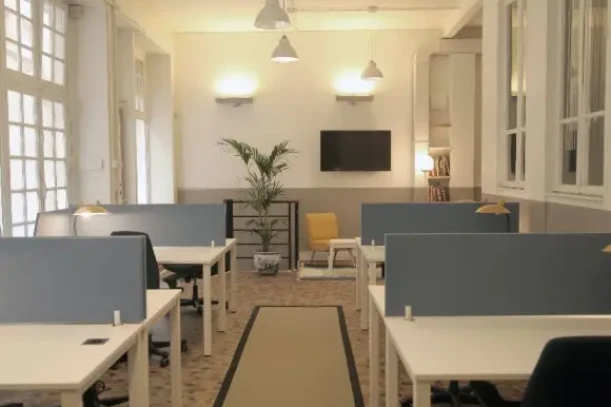 Open Space - 75005 - 10 postes - 360€