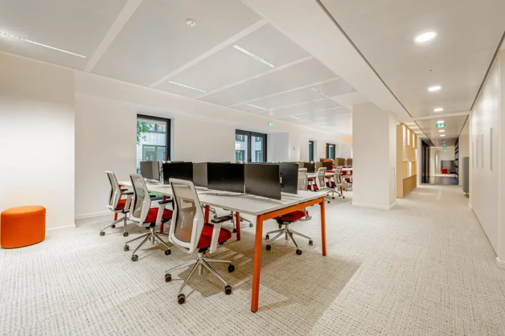Espace indépendant - 75009 - 134 postes - 109880€