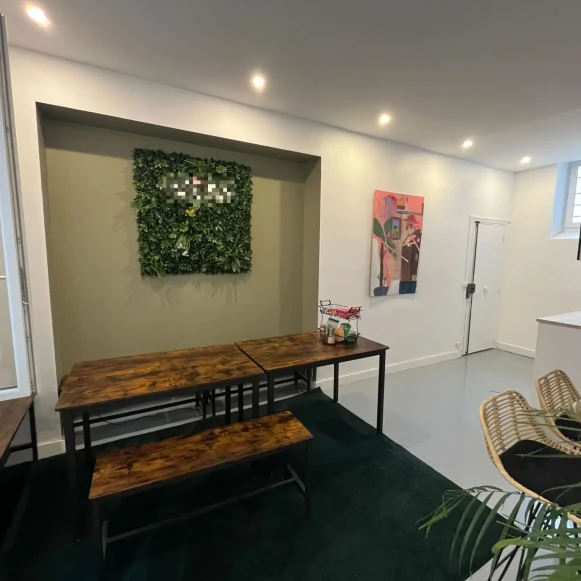 Espace indépendant 55 m² 8 postes Location bureau Rue de la Pierre Levée Paris 75011 - photo 2