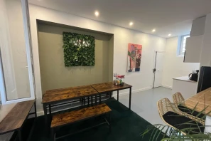 Espace indépendant - 75011 - 8 postes - 2200€