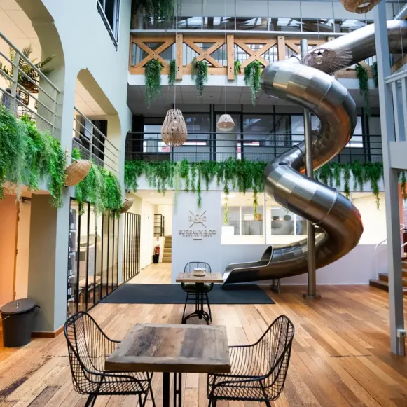 Bureau privé 15 m² 2 postes Coworking Rue Guy Môquet Malakoff 92240 - photo 1