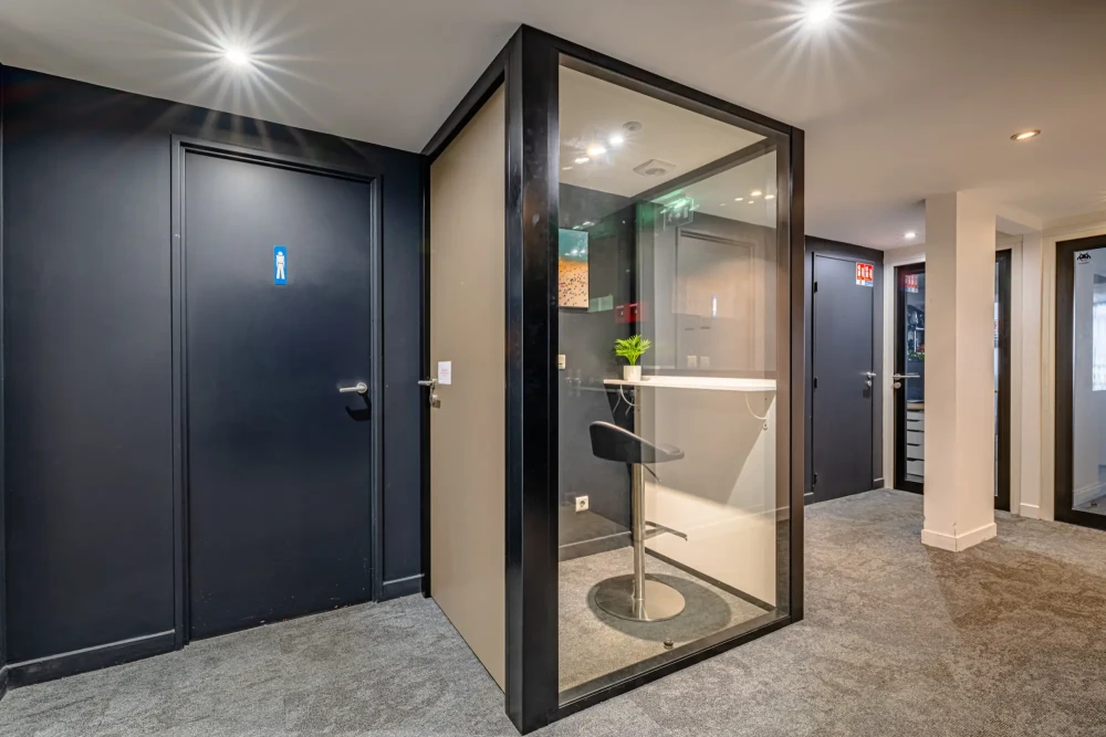 Bureau privé - 75009 - 4 postes - 2000€