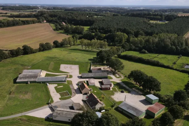 Espace indépendant - 72550 - 35 postes - 1200€