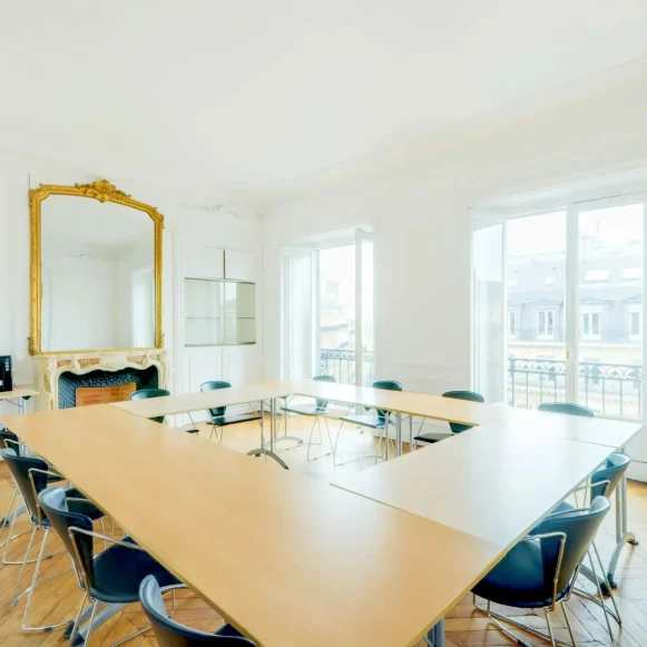 Bureau privé 15 m² 2 postes Coworking Avenue de l'Opéra Paris 75001 - photo 4