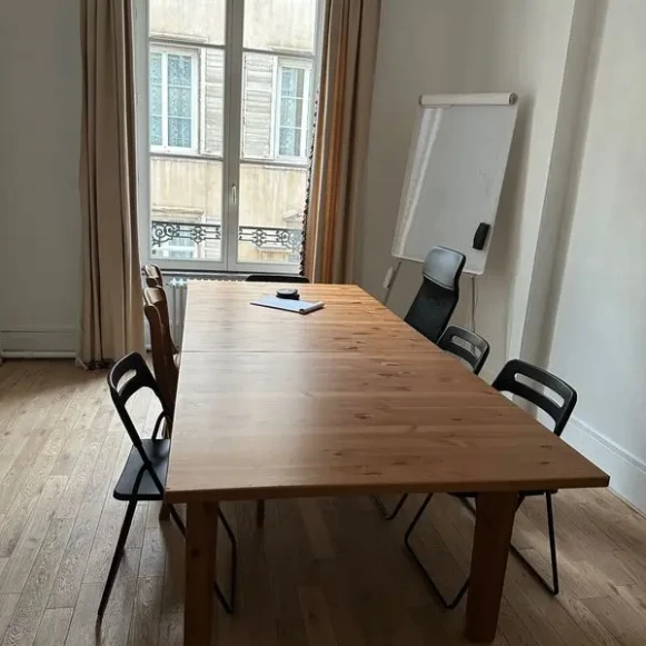 Bureau privé 35 m² 7 postes Location bureau Rue de la Monnaie Nancy 54000 - photo 2
