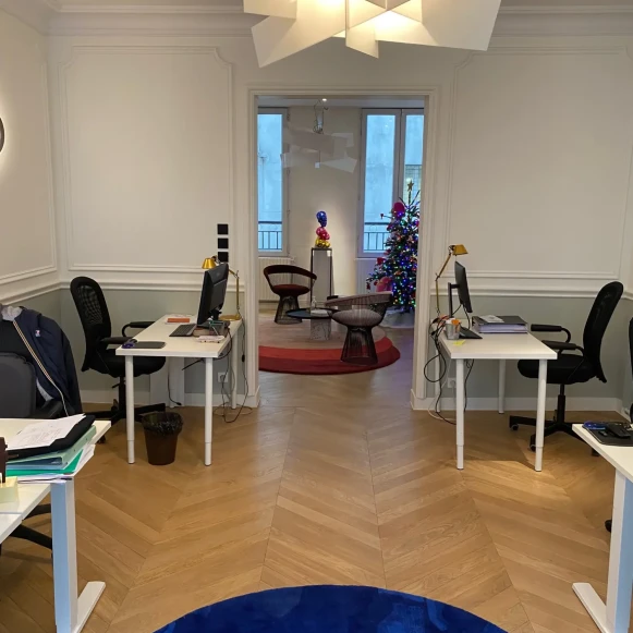 Bureau privé 18 m² 5 postes Coworking Rue le Peletier Paris 75009 - photo 10