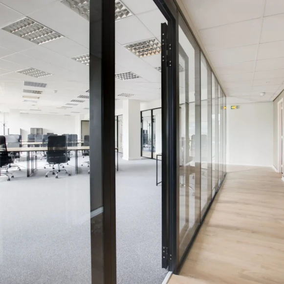 Bureau privé 52 m² 14 postes Location bureau Rue Royale Saint-Cloud 92210 - photo 1