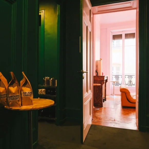 Bureau privé 20 m² 6 postes Coworking Rue d'Algérie Lyon 69001 - photo 4