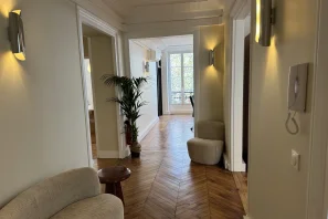 Espace indépendant - 75002 - 24 postes - 14900€