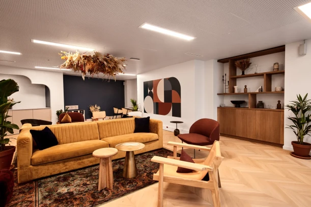 Bureau privé - 75016 - 5 postes - 4500€