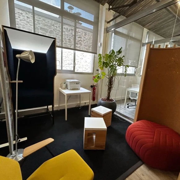 Espace indépendant 210 m² 25 postes Coworking Boulevard de Charonne Paris 75020 - photo 5