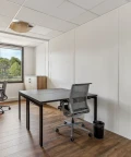 Bureau privé - 13290 - 2 postes - 950€