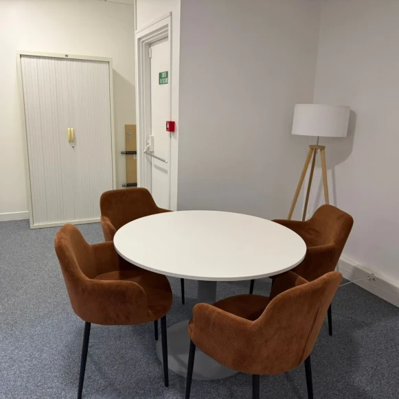 Bureau privé 20 m² 1 poste Location bureau Rue Andras Beck Meudon 92360 - photo 3