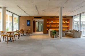 Espace indépendant - 33300 - 112 postes - 31000€