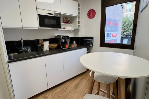 Bureau privé - 92400 - 4 postes - 950€