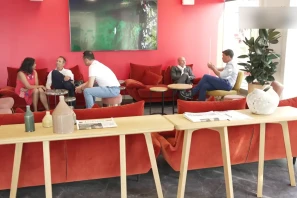 Open Space - 92130 - 1 poste - 295€