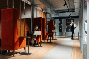 Bureau privé - 38240 - 20 postes - 4739€