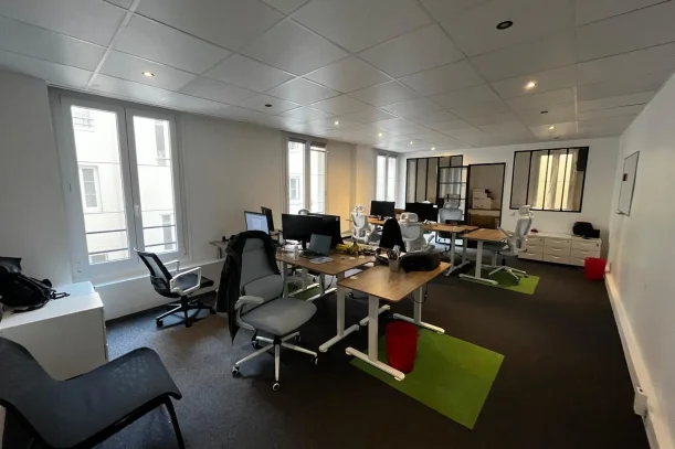 Espace indépendant - 75002 - 14 postes - 9000€