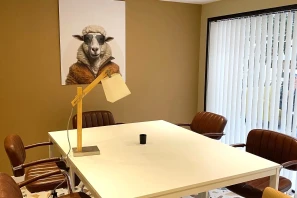 Open Space - 64200 - 12 postes - 179€