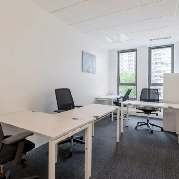 Bureau privé 18 m² 4 postes Coworking Rue Louis Guérin Villeurbanne 69100 - photo 6